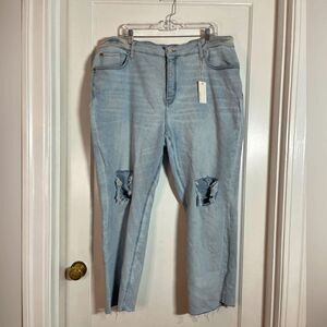 NWT Warp + Weft Paris high rise straight jeans distressed Women’s Plus size 24